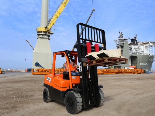 Generator at an offshore project