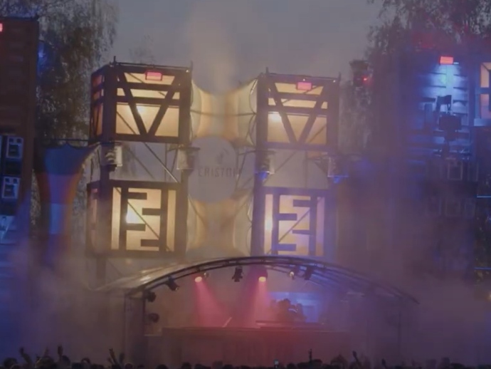cards-extrema-outdoor-video.jpg