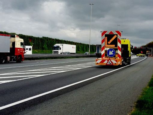 Mobile information facilities on motorways